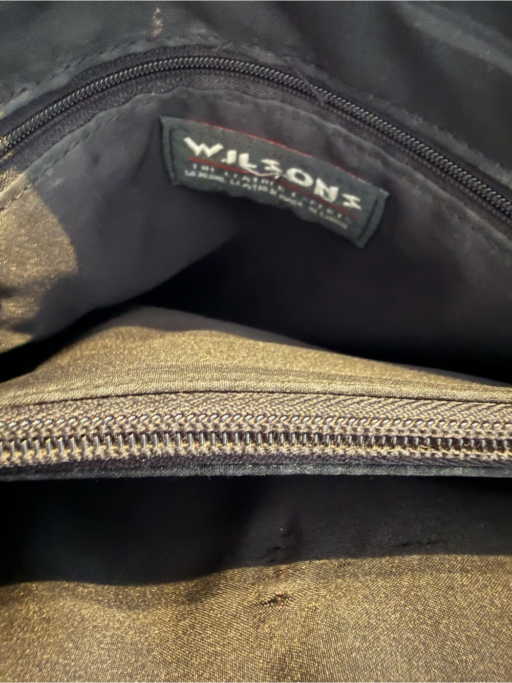 Wilsons Leather Black Leather Crossbody Shoulder Bag Adjustable Strap - Picture 7 of 7